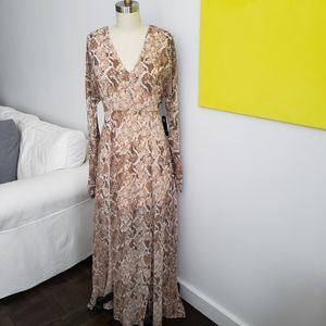 NWT - GUESS Snake print maxi dress. Long sleeves, slit. Size M